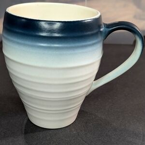 Mikasa‎ Swirl Ombre Blue ceramic 16oz coffee mug